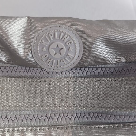 Kipling Fanny Pack Waist Belt Bag Metallic Gold Beige Unisex AC-7621-0LT Travel - Picture 3 of 15